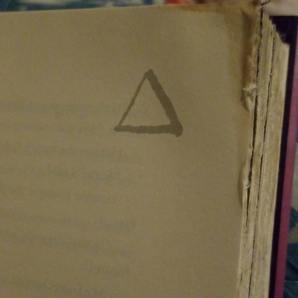 Nightshade Book - Andrea Cremer (hard) - Picture 6 of 8